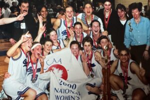 Read more about the article 2000: Mount Royal Cougars win CCAA women’s championship