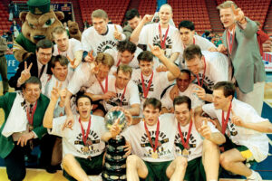 Read more about the article 1995: Alberta Golden Bears repeat as Canadian university hoops champs