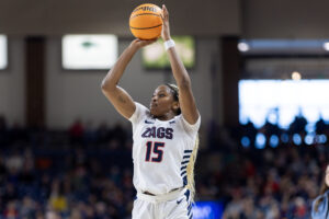 Read more about the article 2024: Calgary’s Yvonne Ejim receives Becky Hammon Award